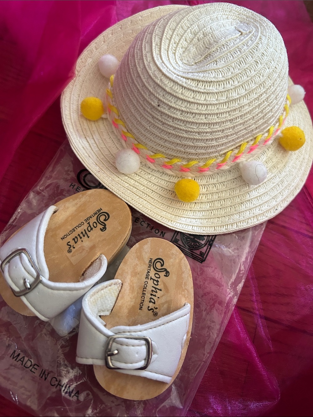 Sophia's White Kids Sandals with Cream Pom-Pom Sun Hat